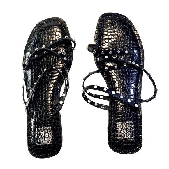 Dolce Vita Jaster Women’s Black with Silver Studs Strappy Flat Sandals Size 10 - Picture 2 of 15
